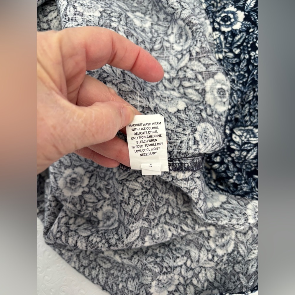 Falls Creek Floral Dark Navy/White Popover Split Neck Linen Blend Hi-low Hem XL - Picture 7 of 10